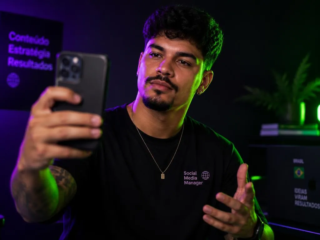 Social media trabalhando